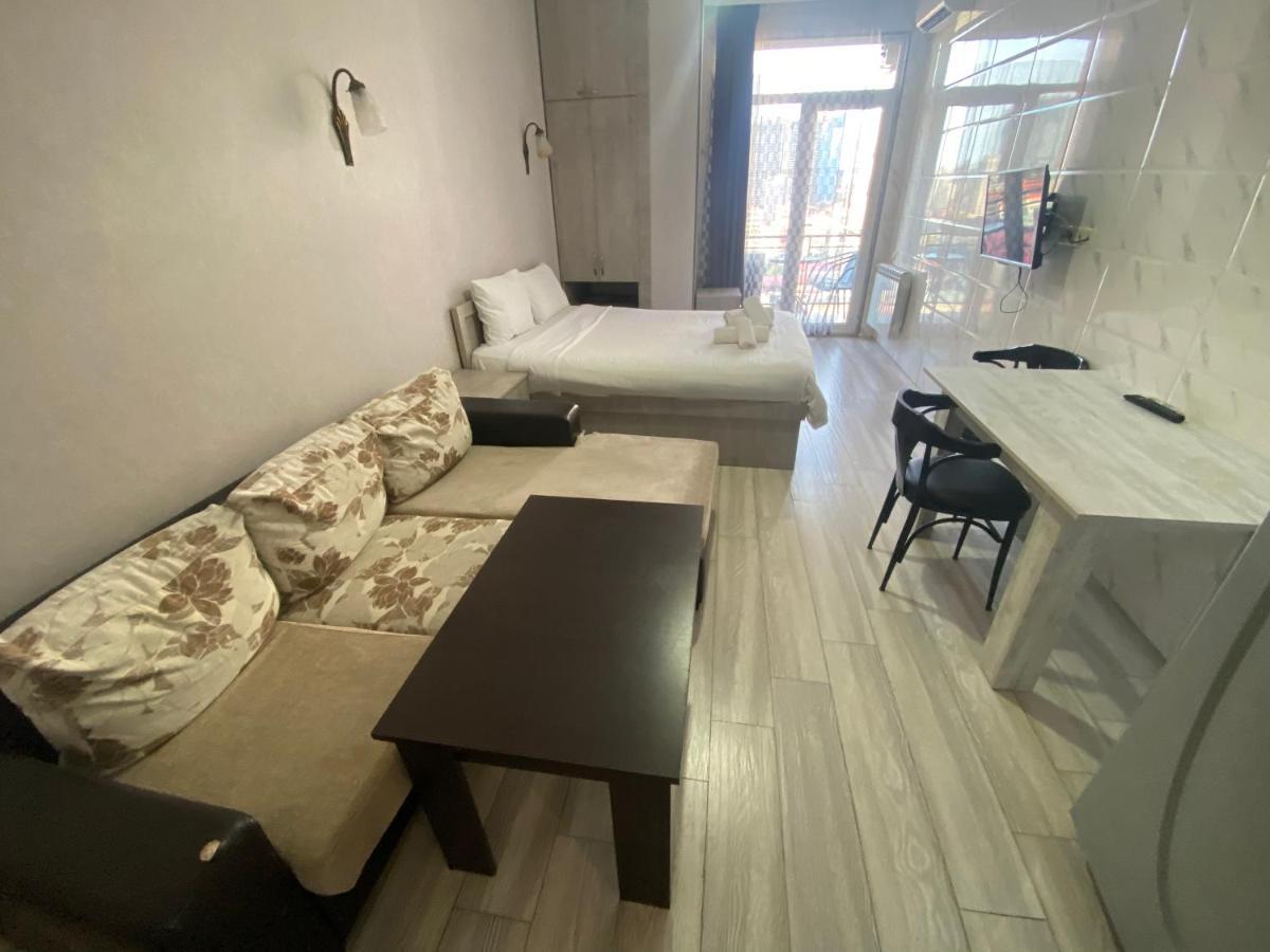 Apartment - Nino Batumi Exterior photo